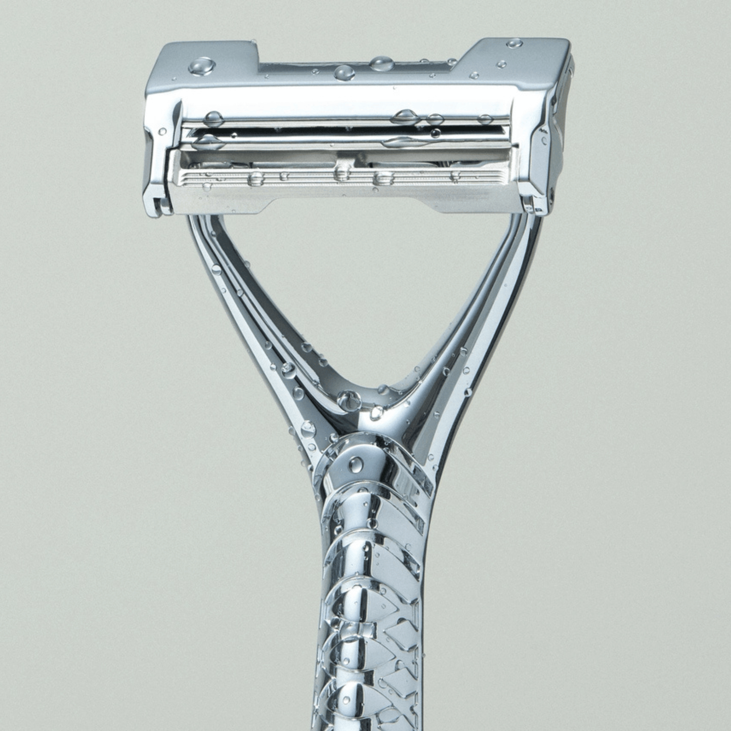 Alternate Image of Leaf Two Chrome Razor, chrome razor