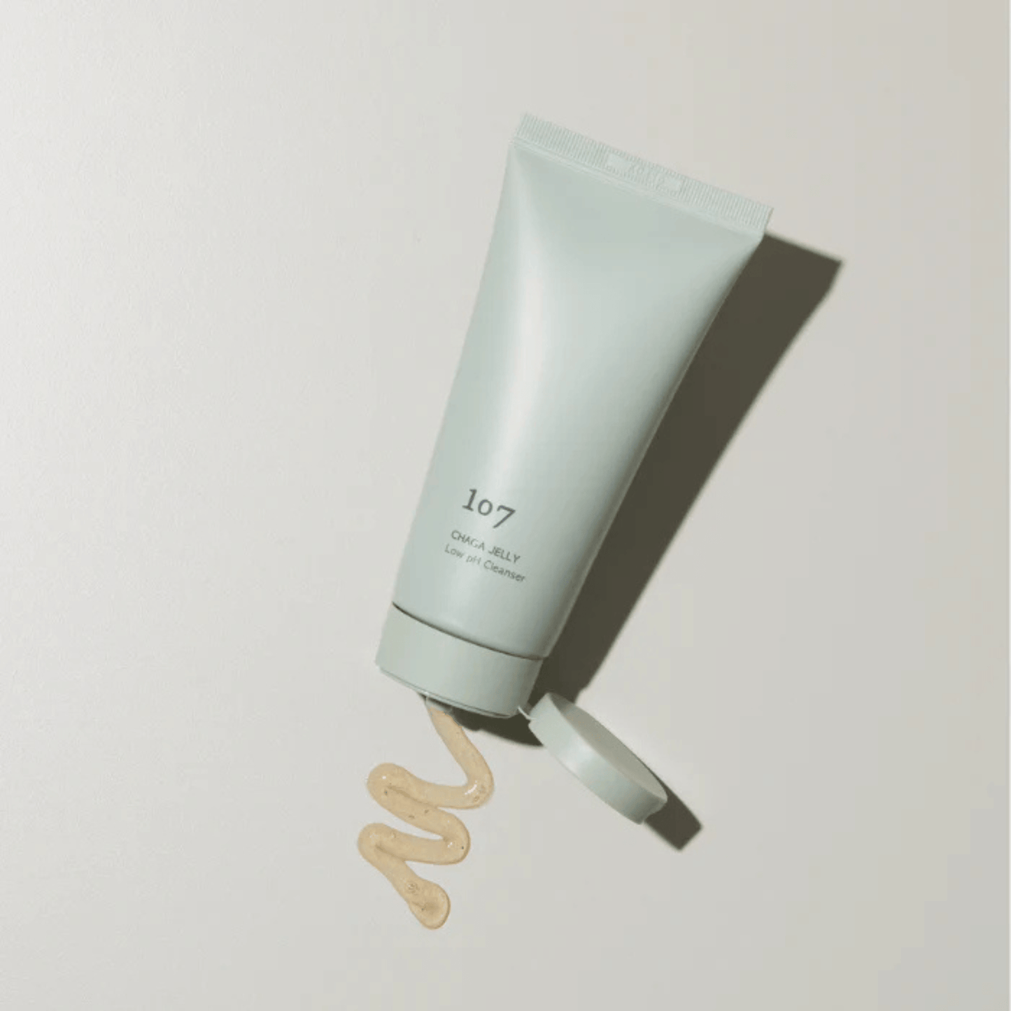 Atlernate Image of CHAGA JELLY Low pH Cleanser, light green tube