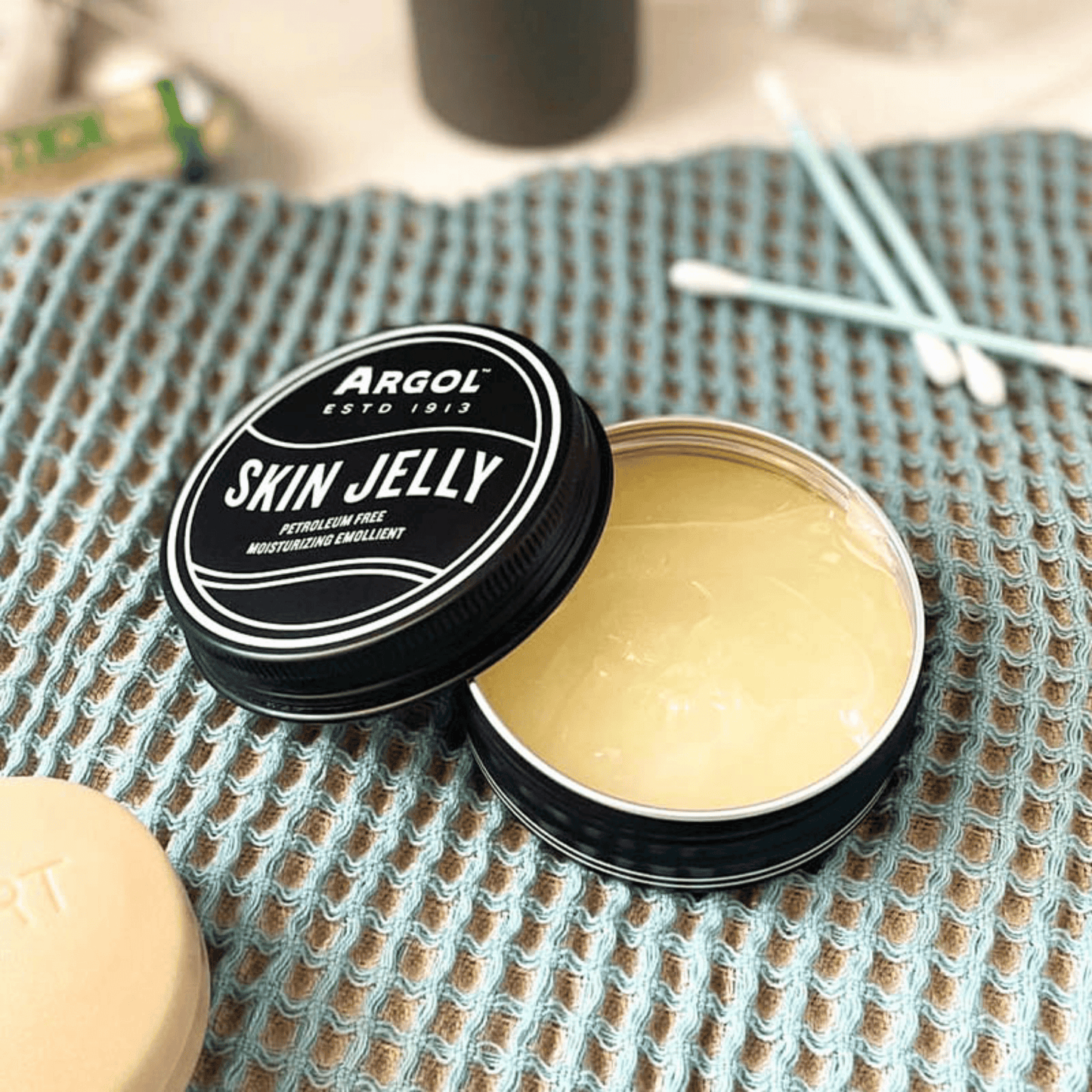 Alternate image of Argol Skin Jelly (50 g)