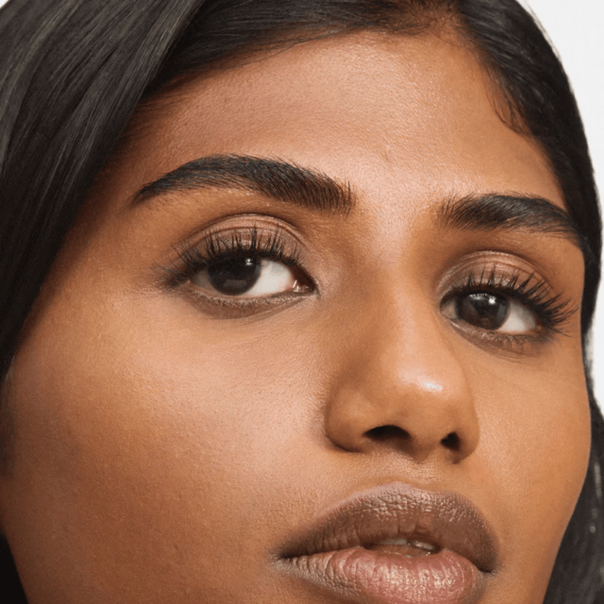 Alternate image of model wearing ILIA 24O Percale Skin Blur Serum Concealer