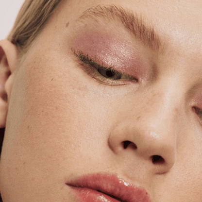 Alternate image of model wearing ILIA Venetian Stylus Shadow Stick