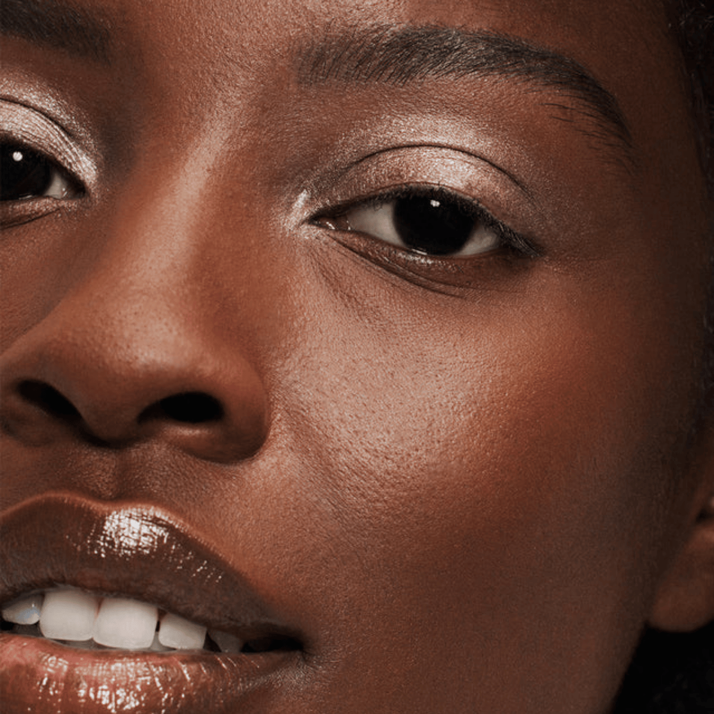Alternate image of model wearing ILIA Venetian Stylus Shadow Stick