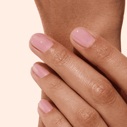 Hand image of Manucurist Active Glow Blueberry