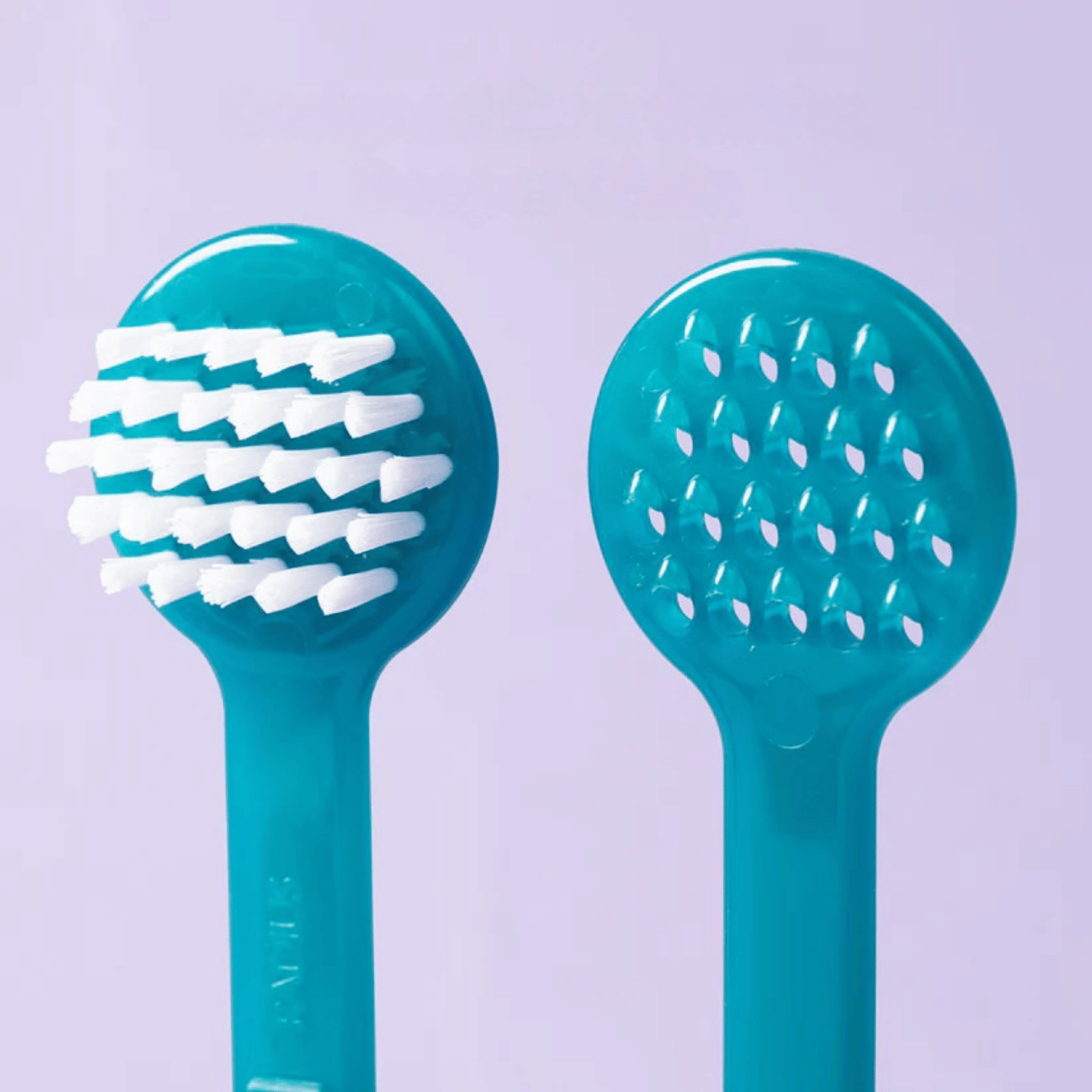 Alternate image of Radius Microridge Tongue Scraper Brush & Case