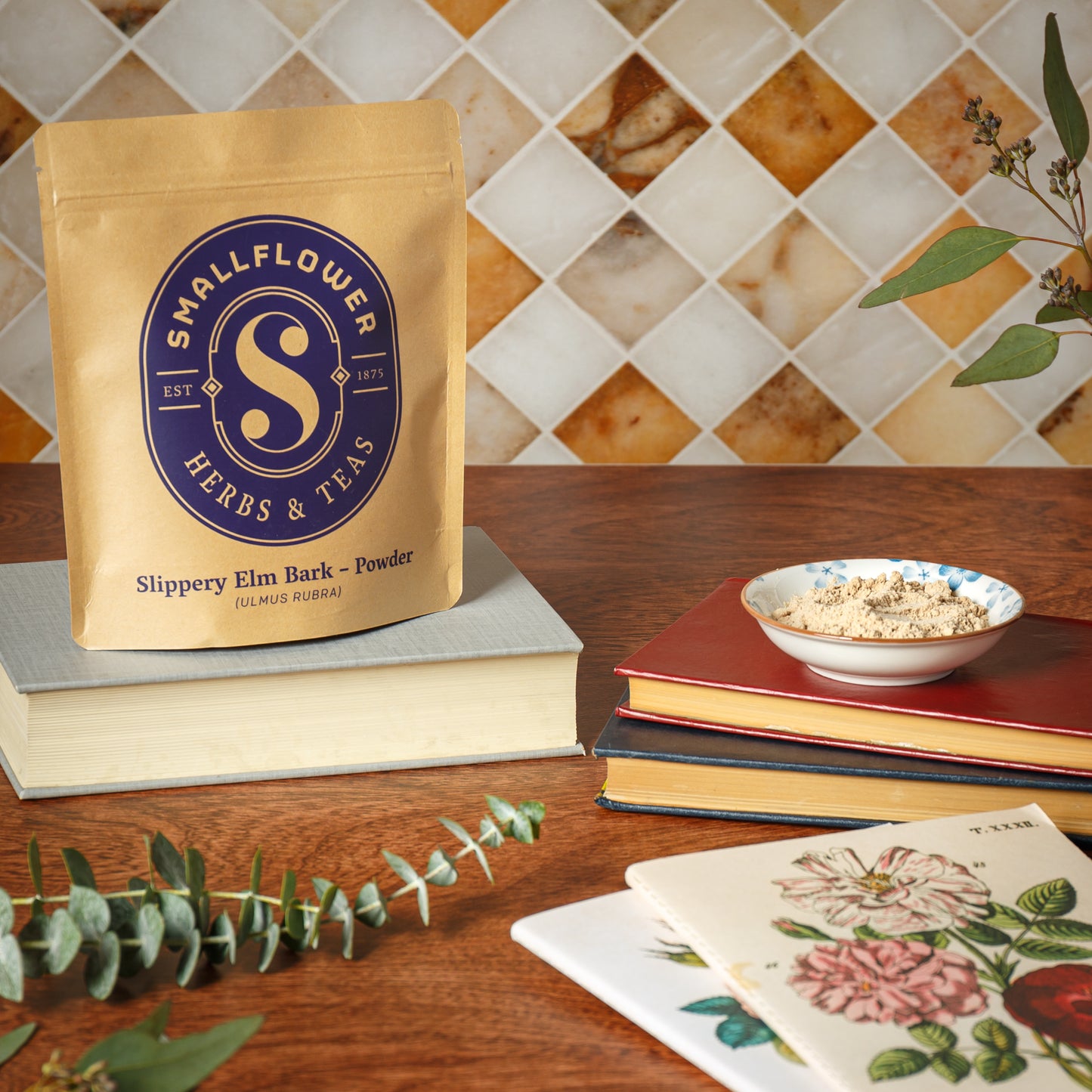 Lifestyle Image of Smallflower Slippery Elm Bark Tea Powder