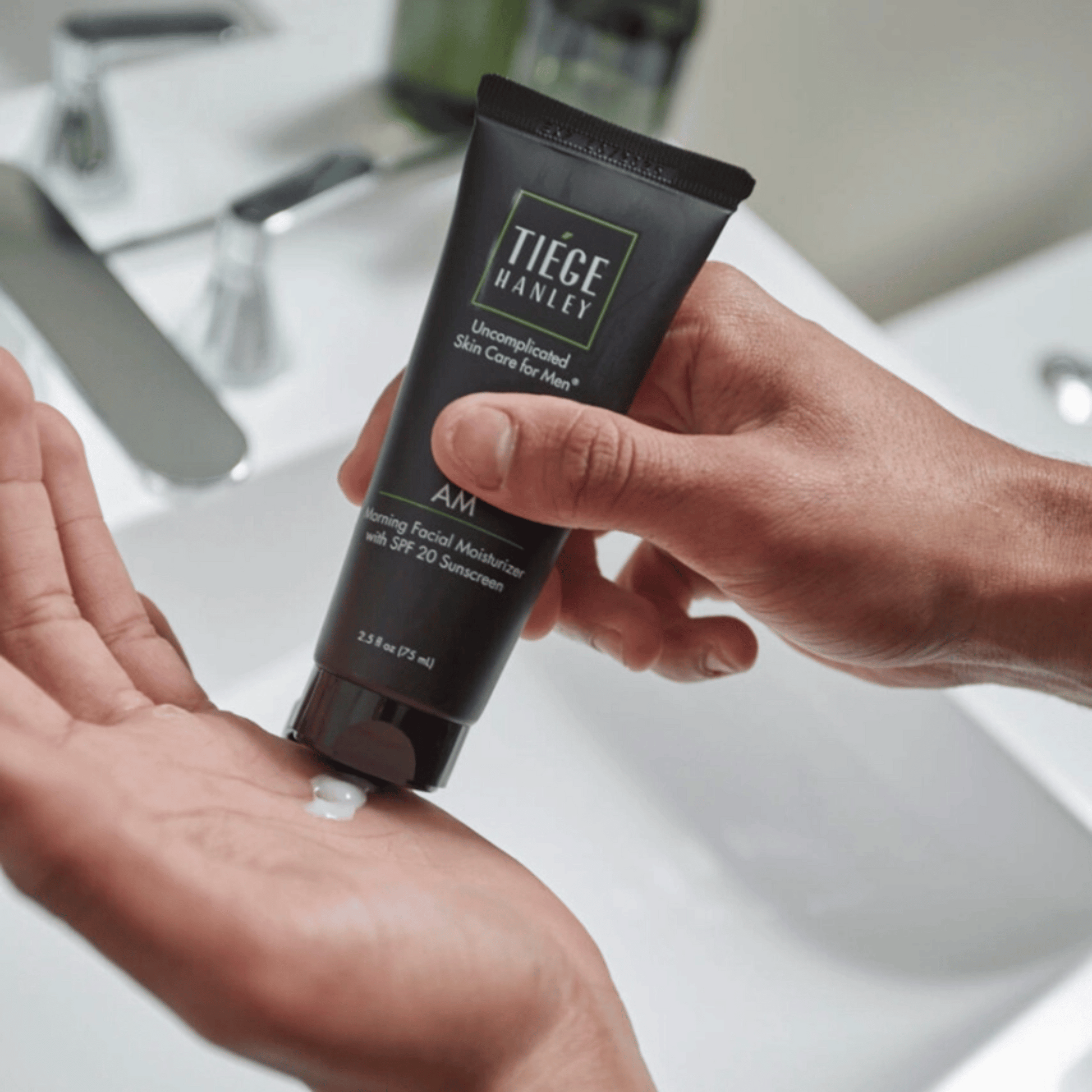 Alternate Image AM Moisturizer