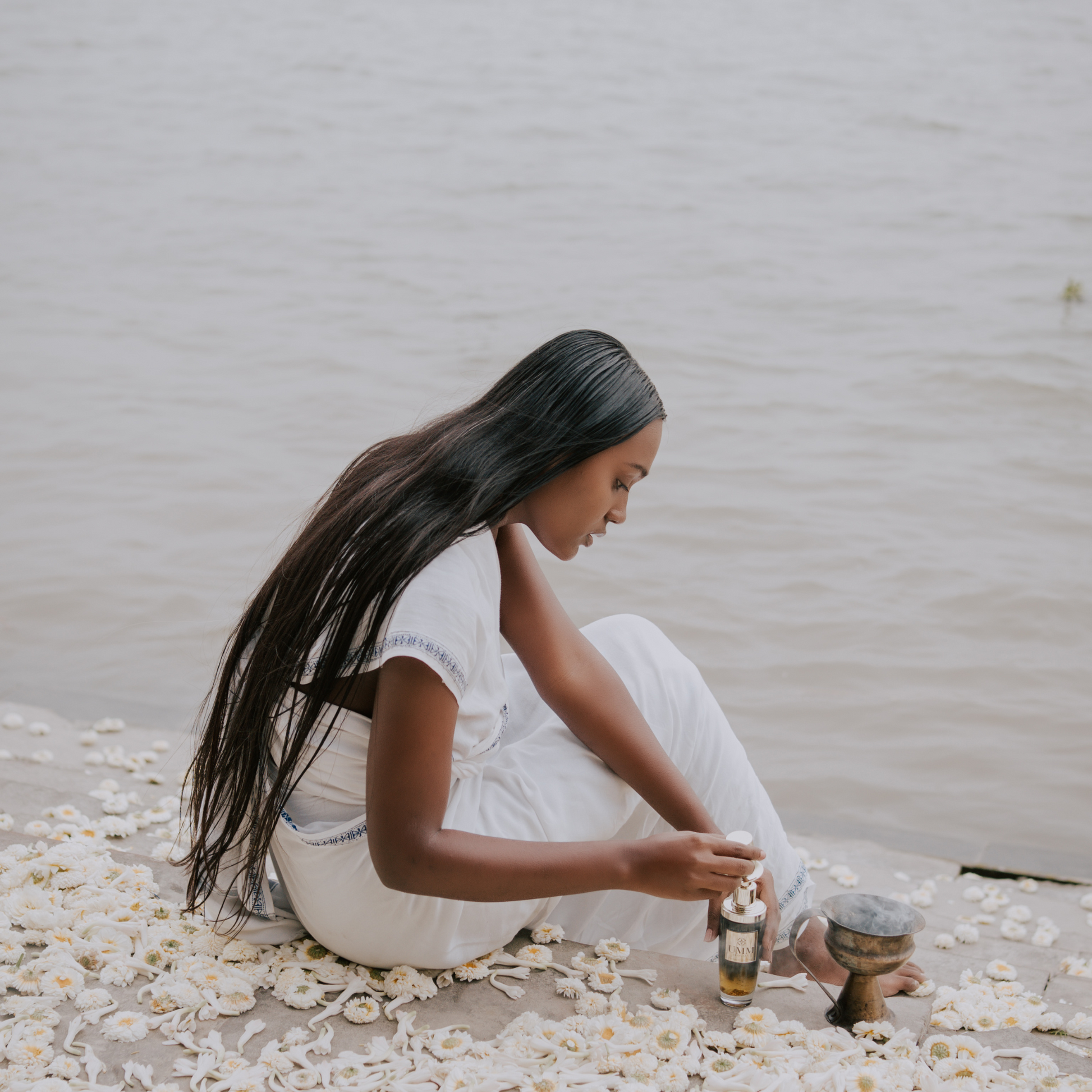 Alternate Image of UMM Skincare the Body Elixir Oil 