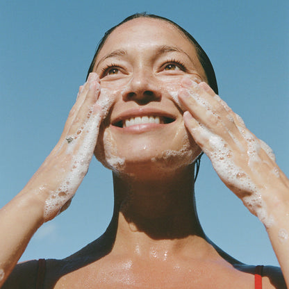 Alternate Image of Fantastic Face Wash Traveler, cleanser texture