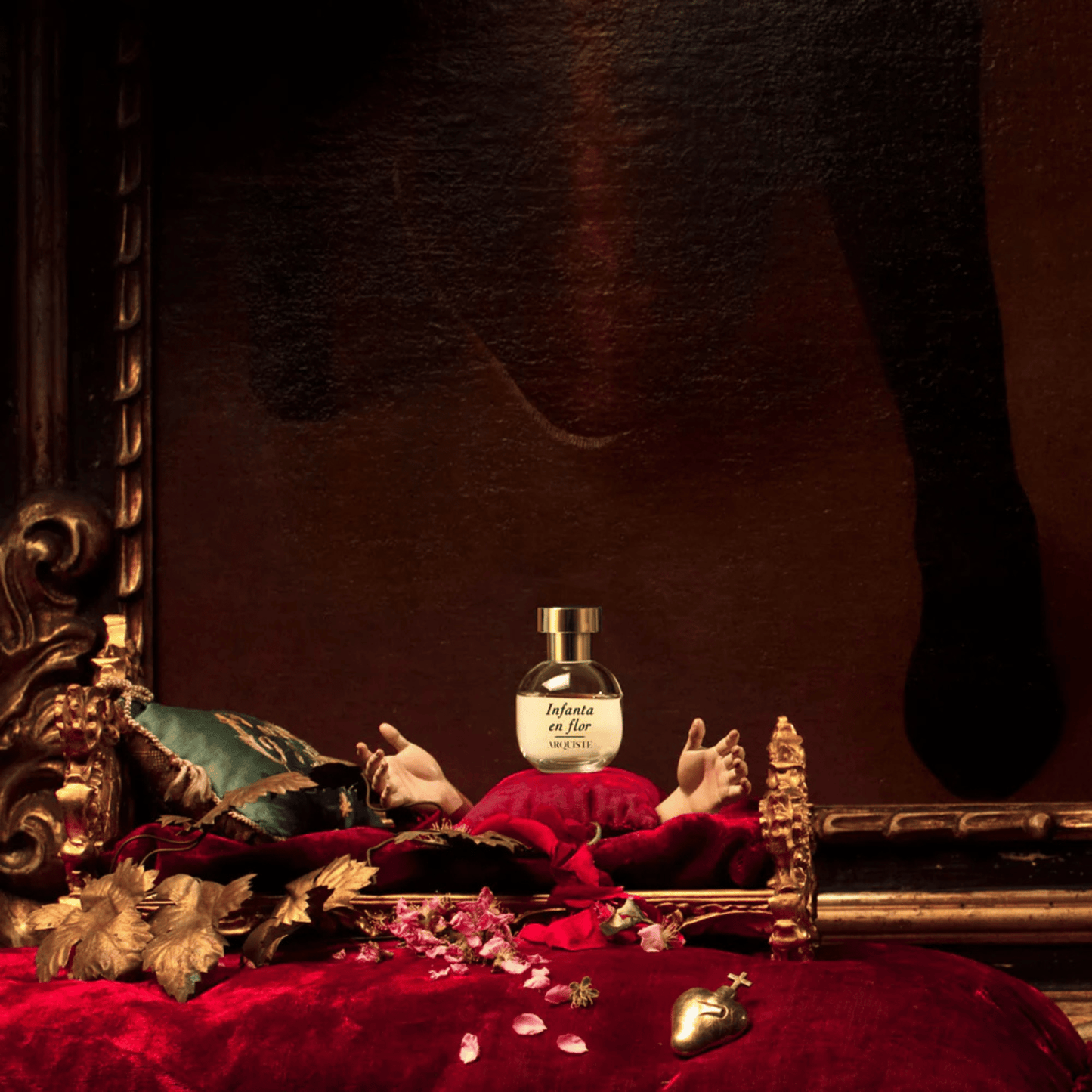 Alternate Image of Infanta En Flor EDP, perfume bottle with gold cap
