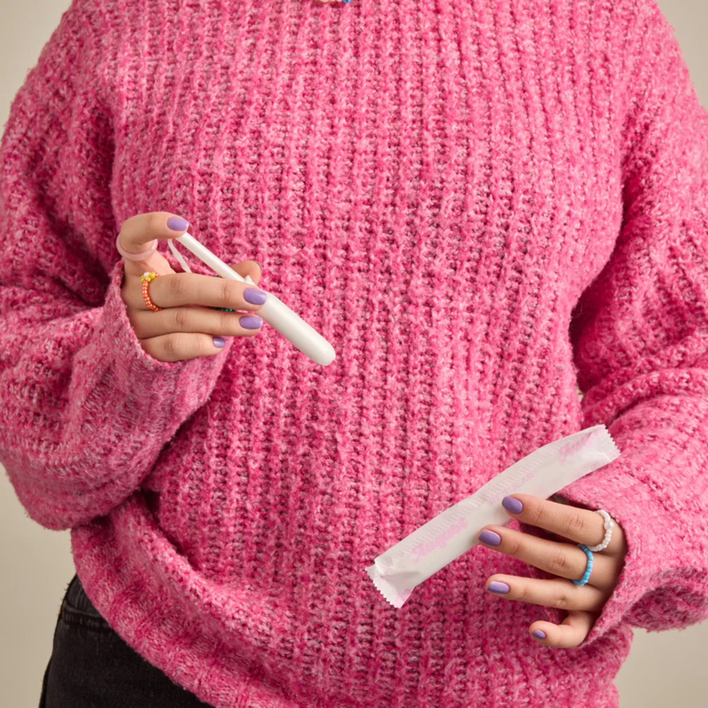 alternate image of august regular tampons
