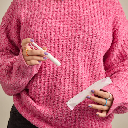 alternate image of august regular tampons
