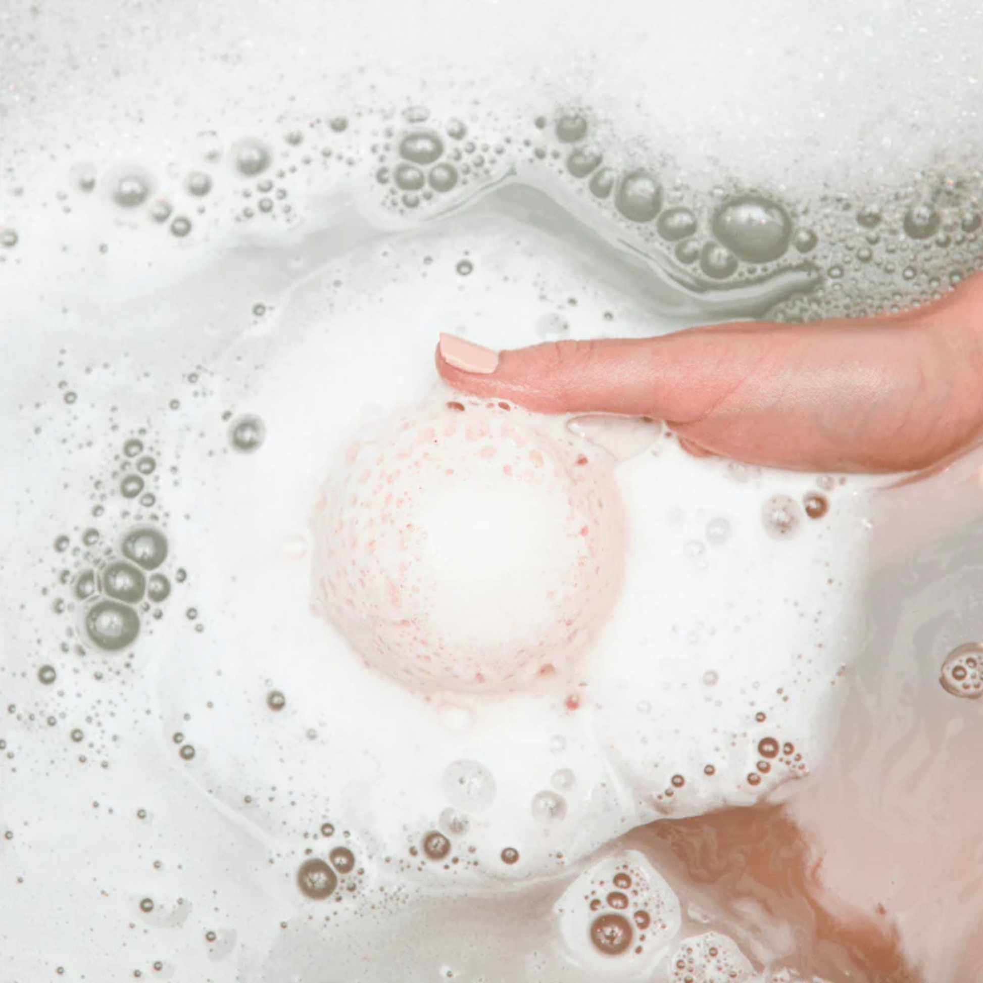 Alternative Detail Image of Bathorium Pomelo Grove Bath Bomb 