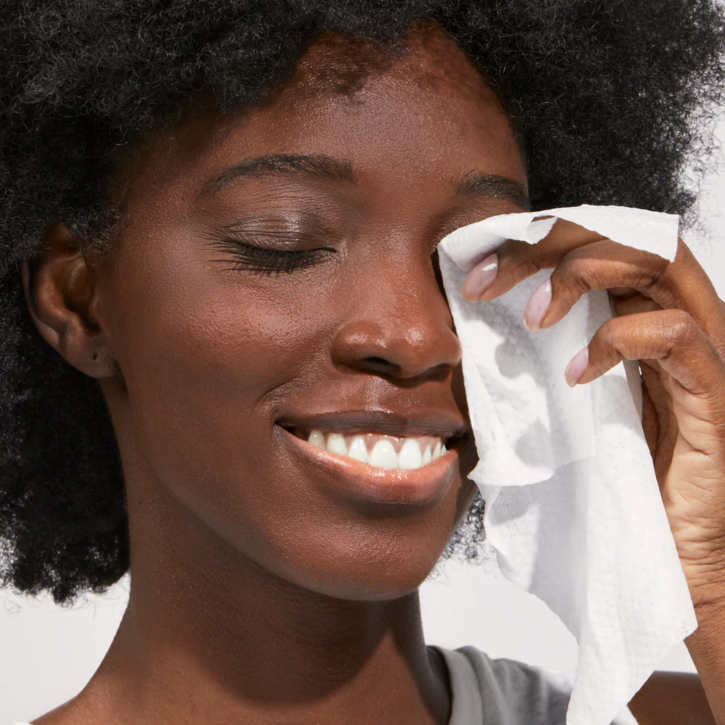alternate image of beekman 1802 makeup cleansing wipes