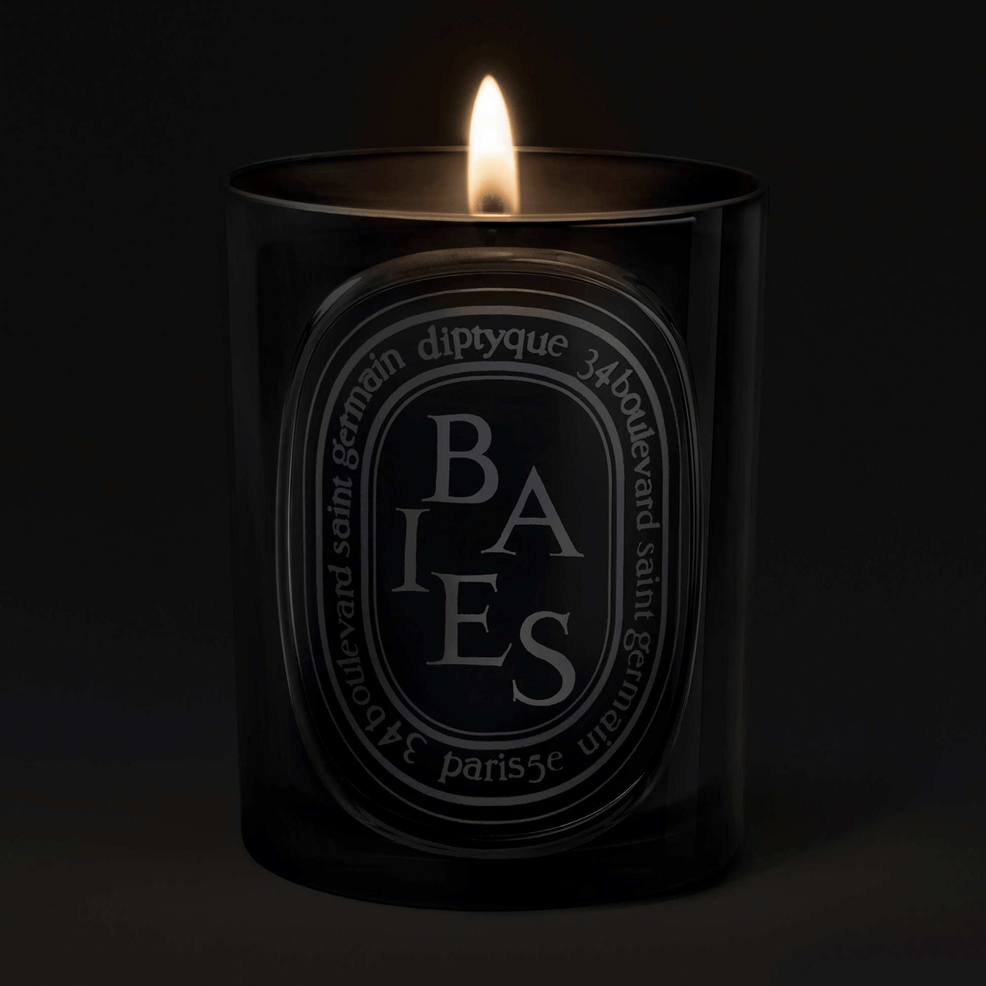 Alternate Image of Baies (Berries) Medium Candle, black glass candle