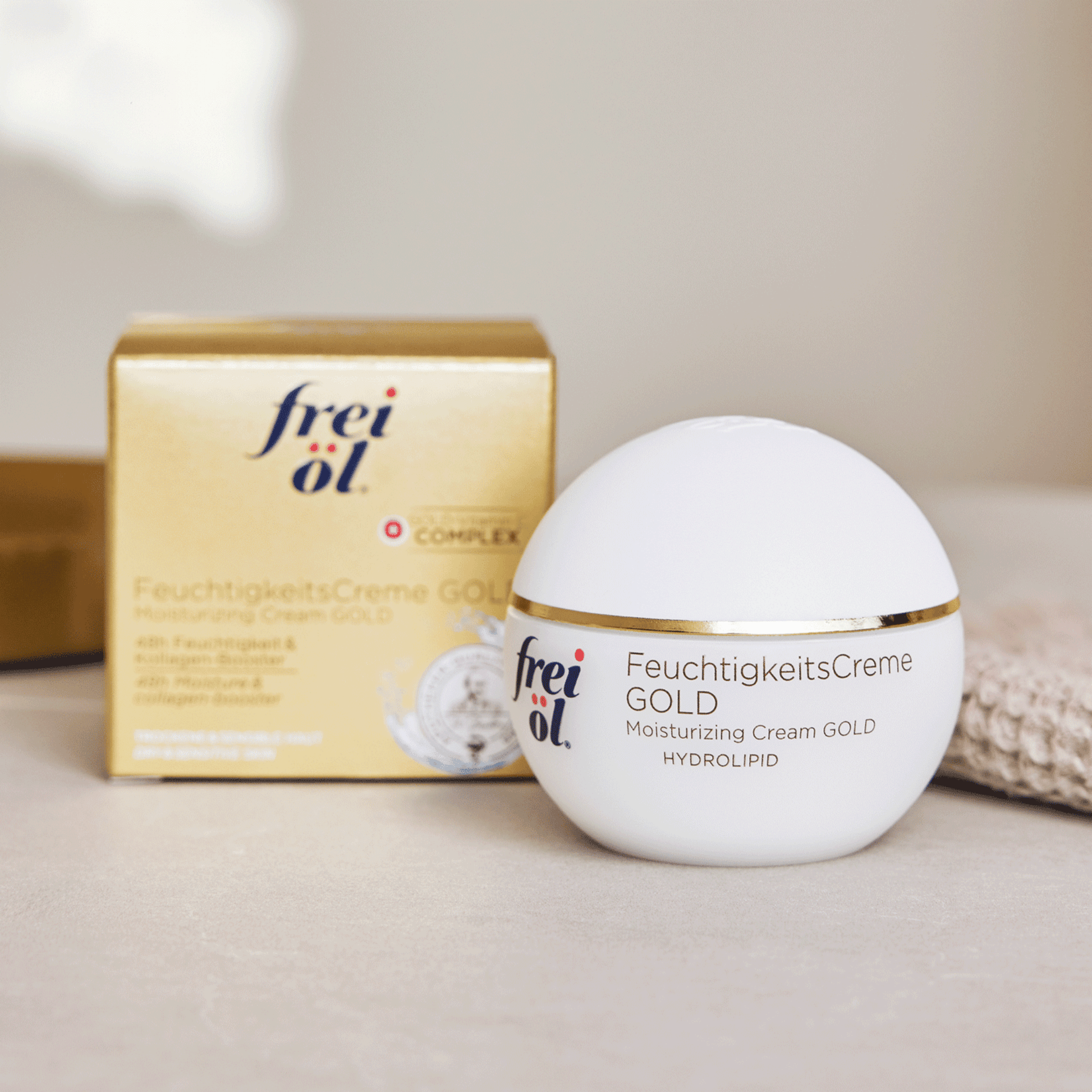 Alternate Image of Hydrolipid Moisturizing Cream Gold, white round cream jar