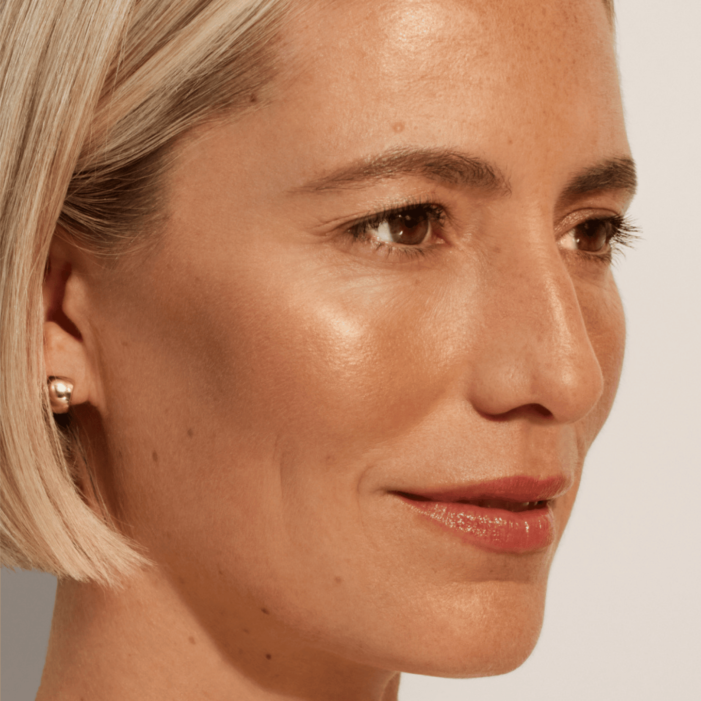 Alternate Image of Sunshift Cream Bronzer - Ray
