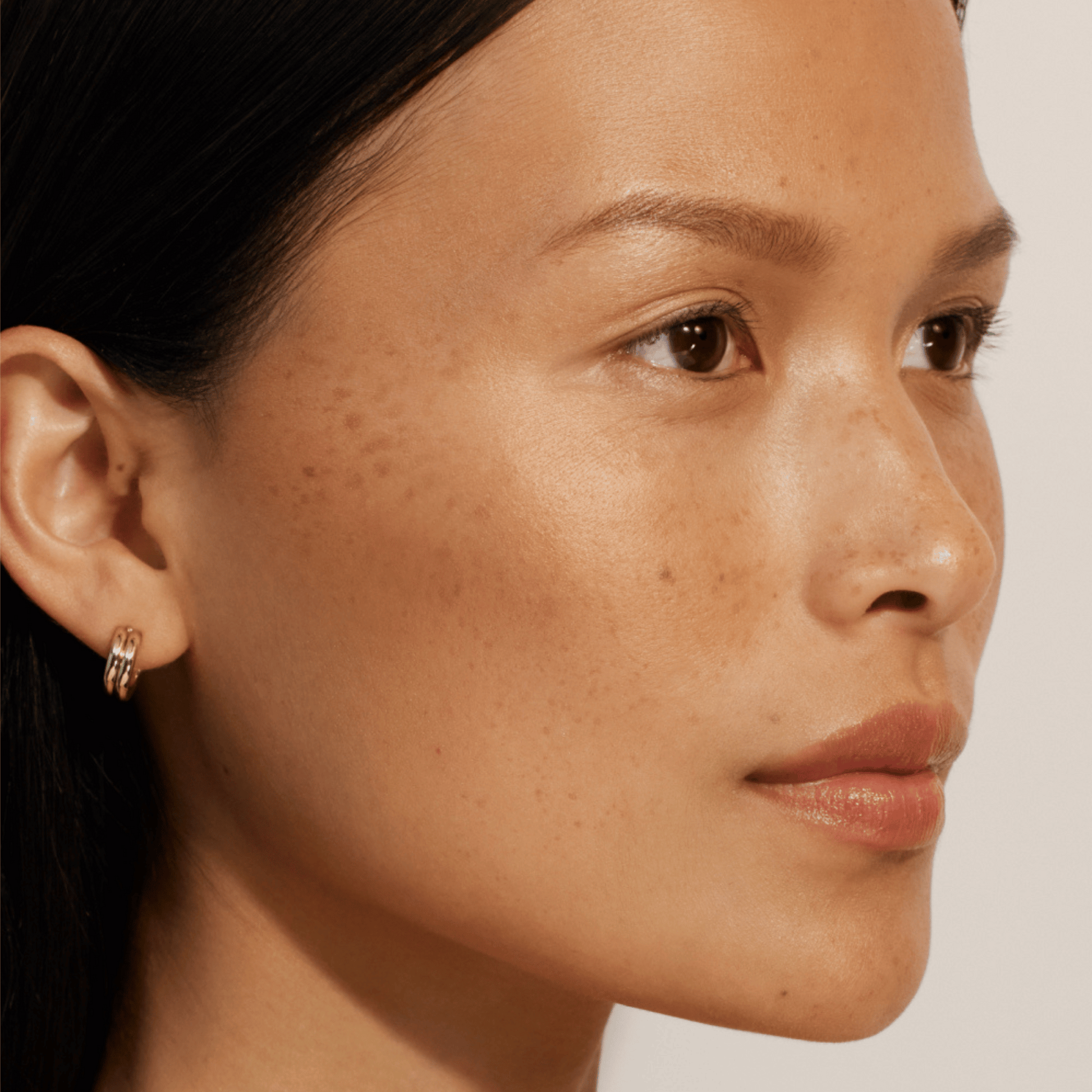 Alternate Image of Sunshift Cream Bronzer - Rise