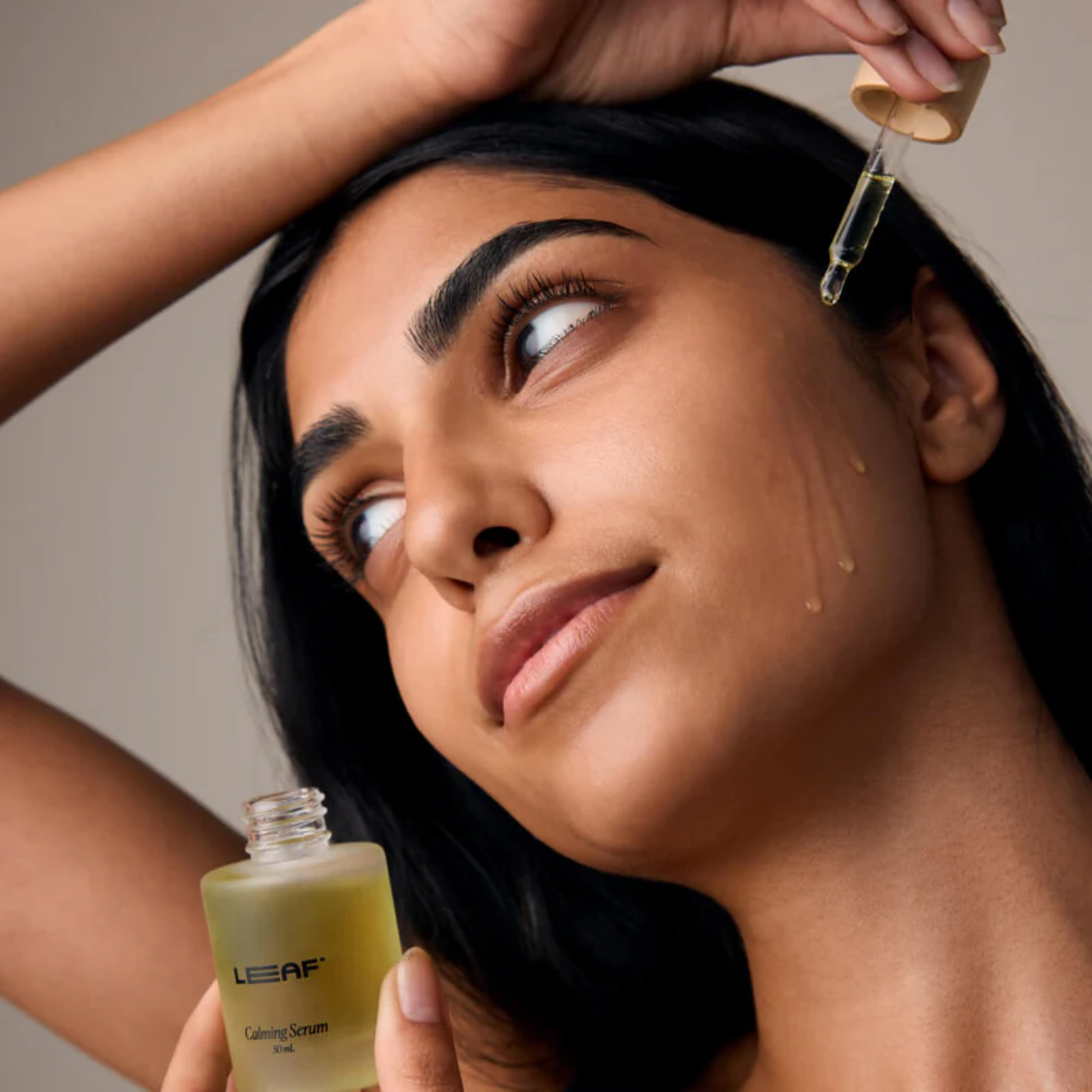 alternate image of leaf calming serum refill 