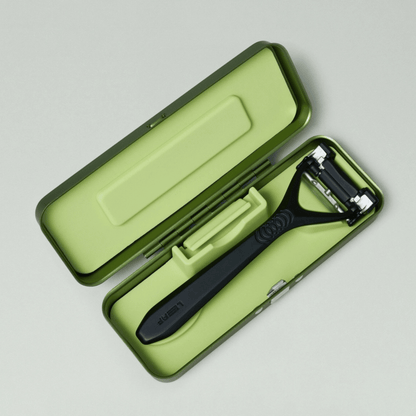 Alternate Image of Leaf Two Moss Razor Case, green metal case