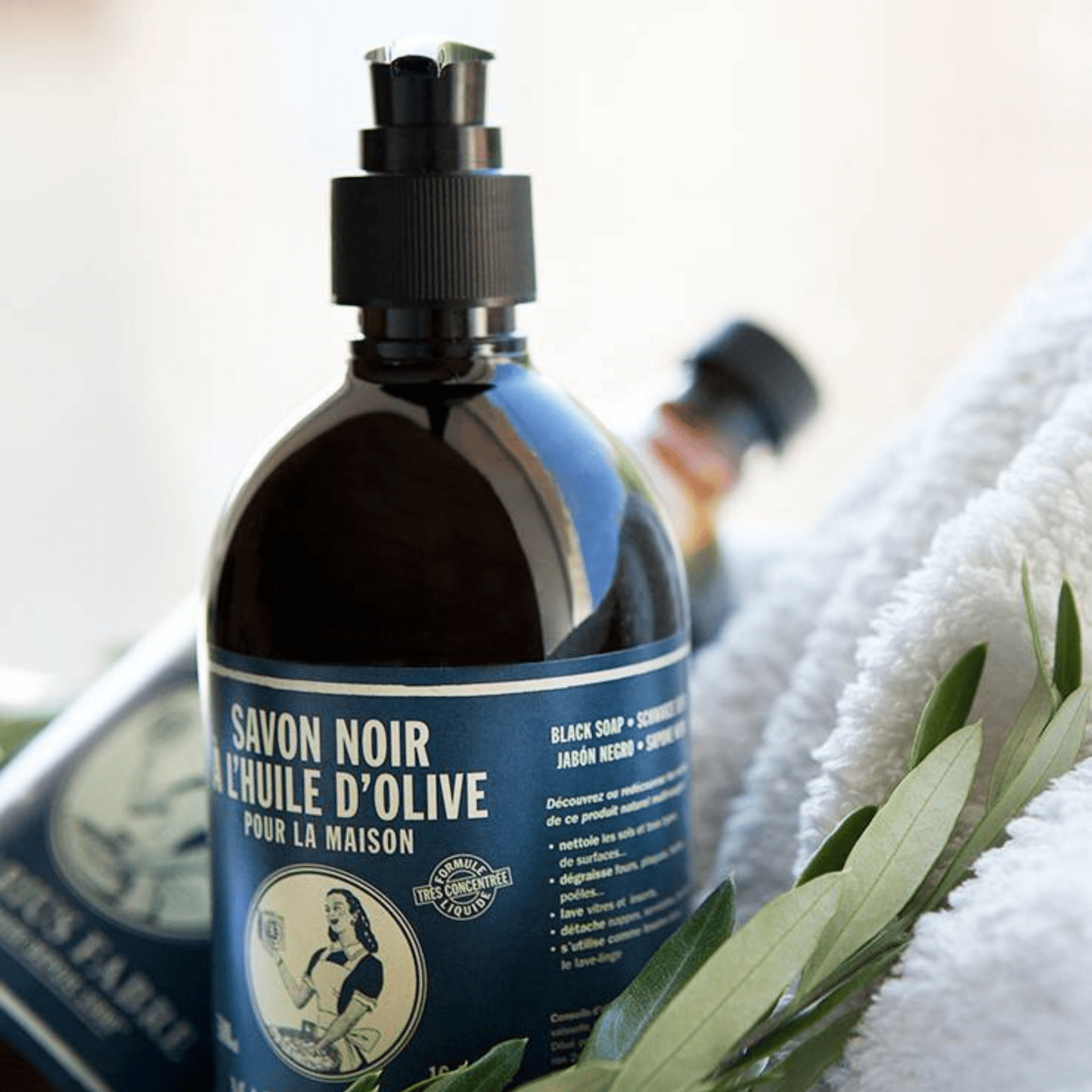 Alternate Image of Olive Oil Black Soap with Pump