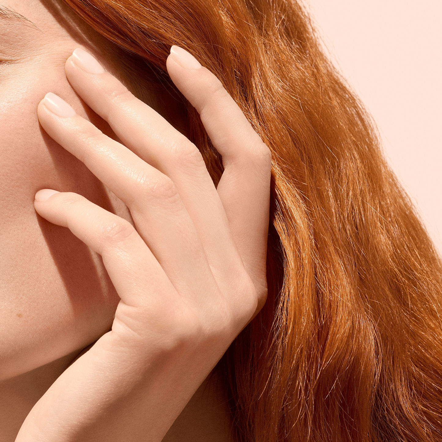 Alternate Image of Active Smooth 00, light nude nail polish bottle model