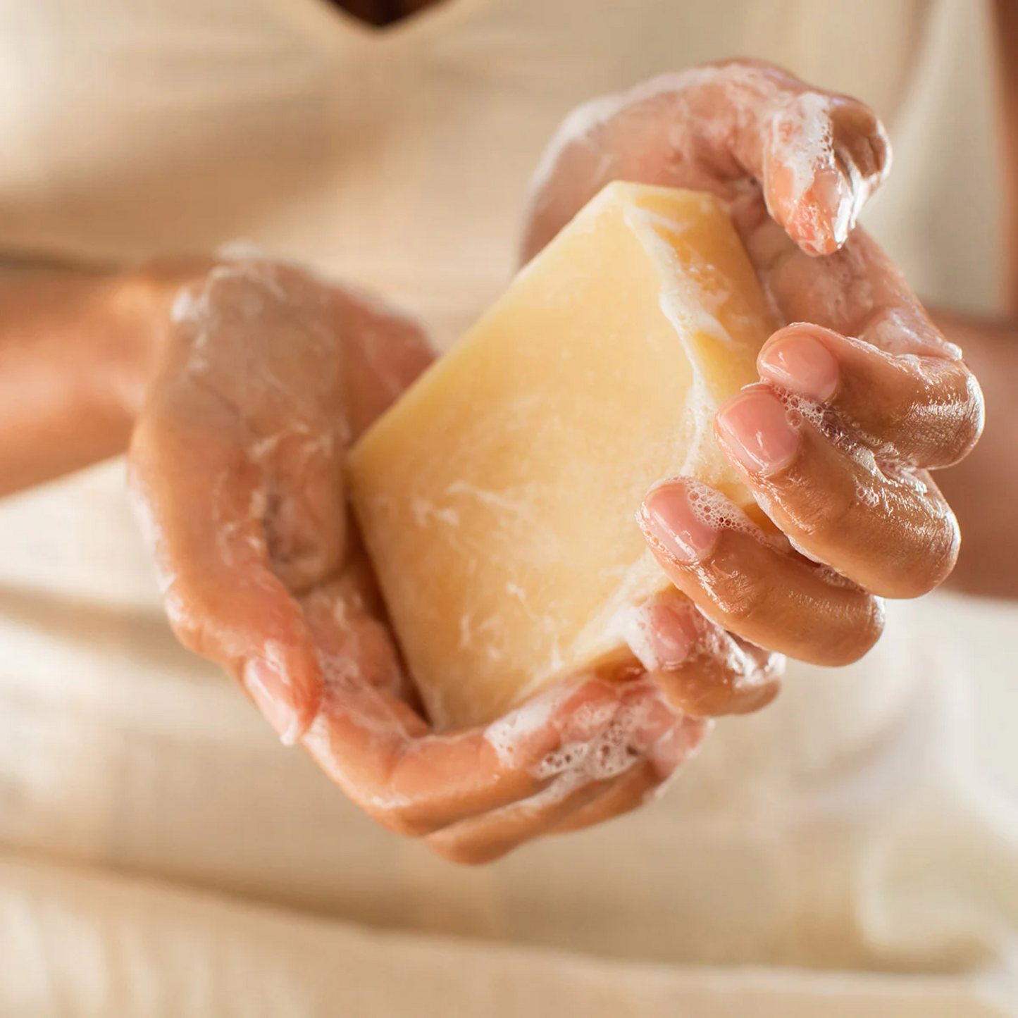 alternate image of meow meow tweet coconut cacao body soap