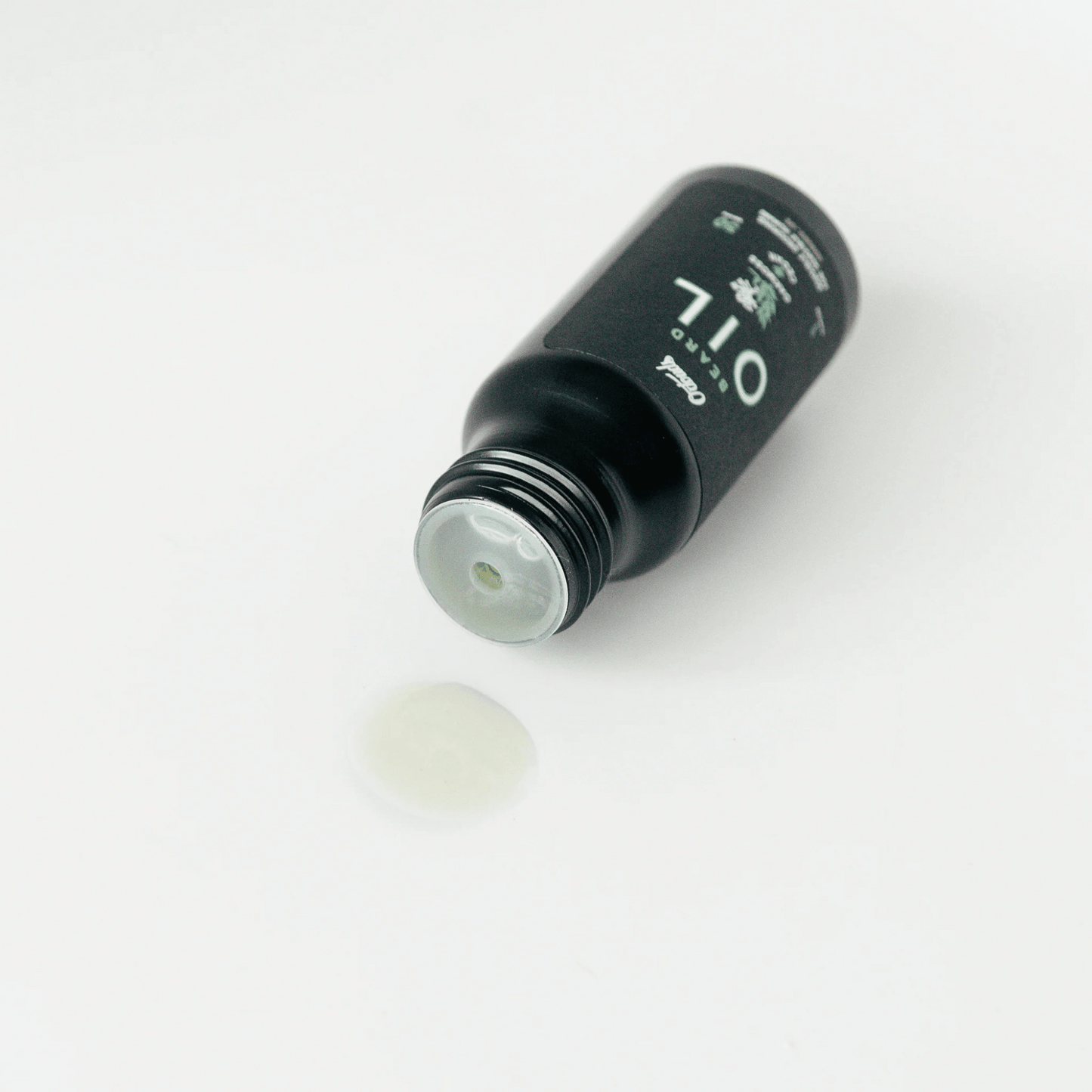 Alternate Image of Oakmoss & Cedar Beard Oil