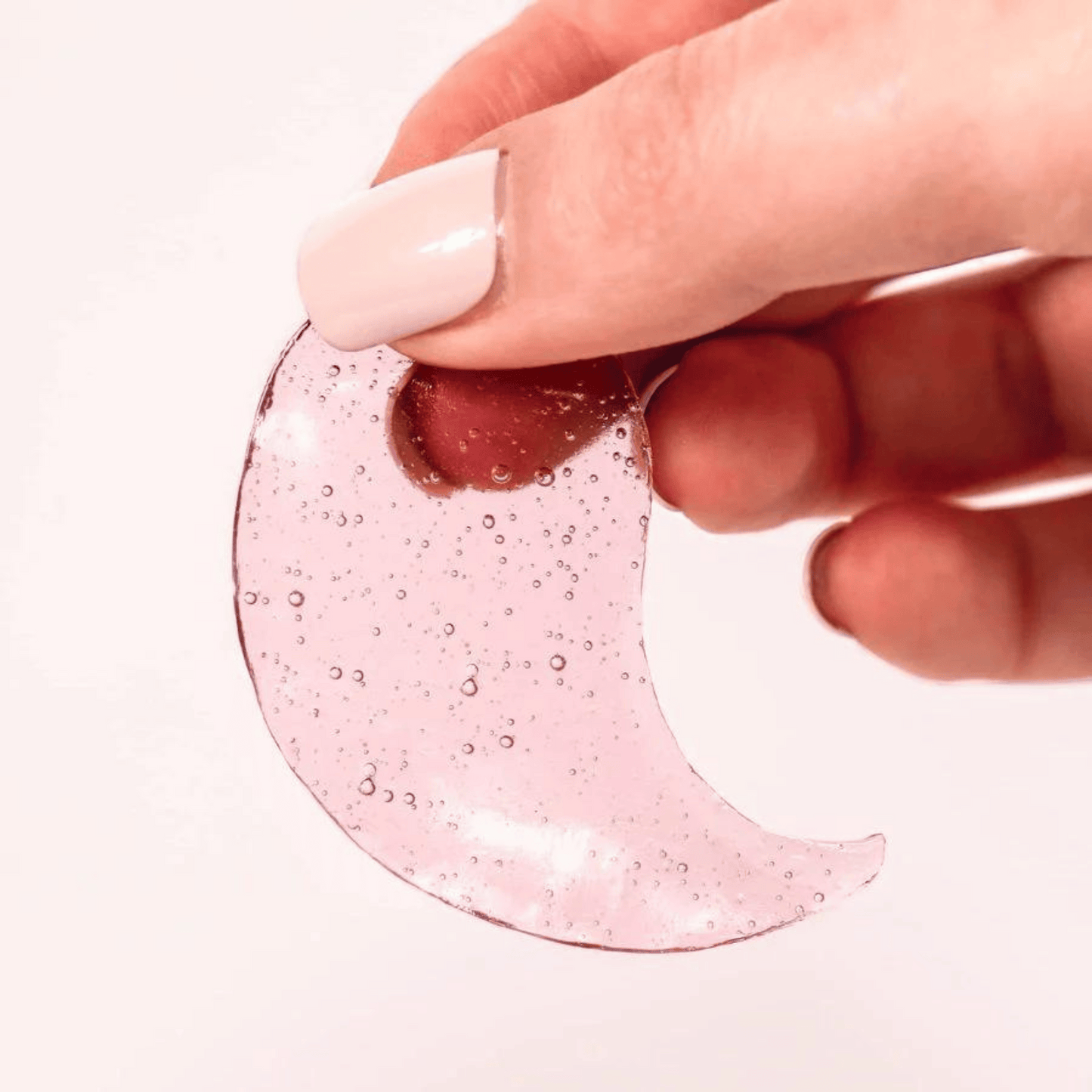 Alternate Image of Served Chilled Rose Eye Gels