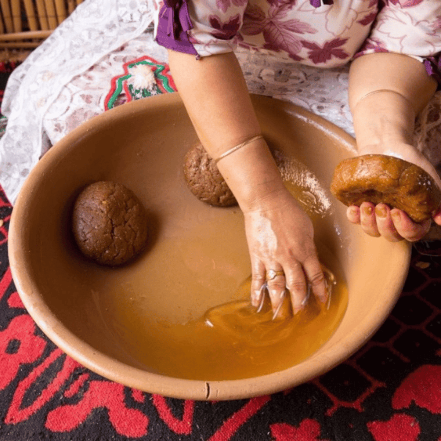 Alternate Image of 100% Organic Argan Oil