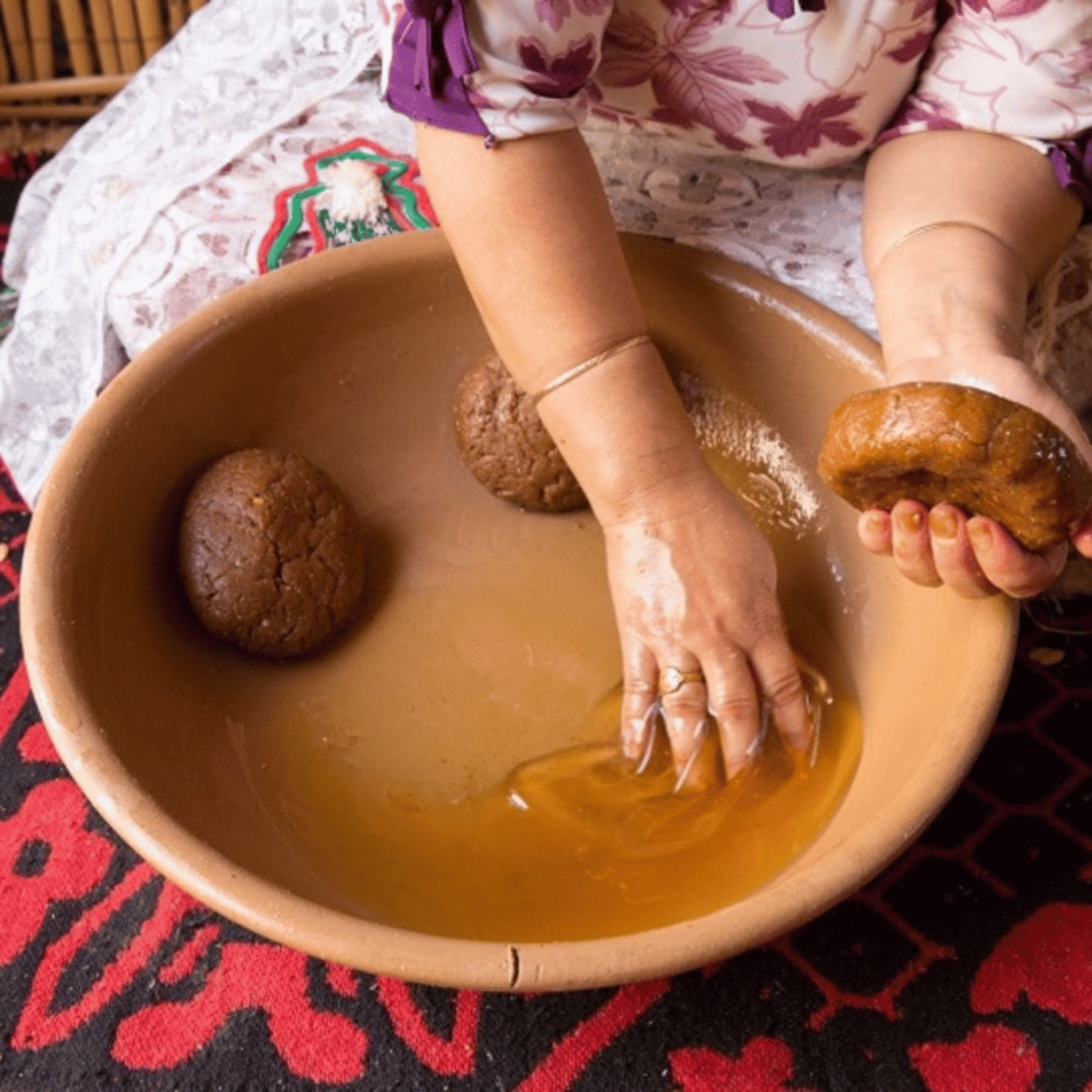 Alternate Image of 100% Organic Argan Oil